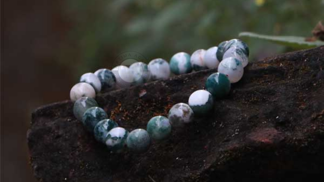 The Healing Benefits of an Agate Tree Energy Bracelet
